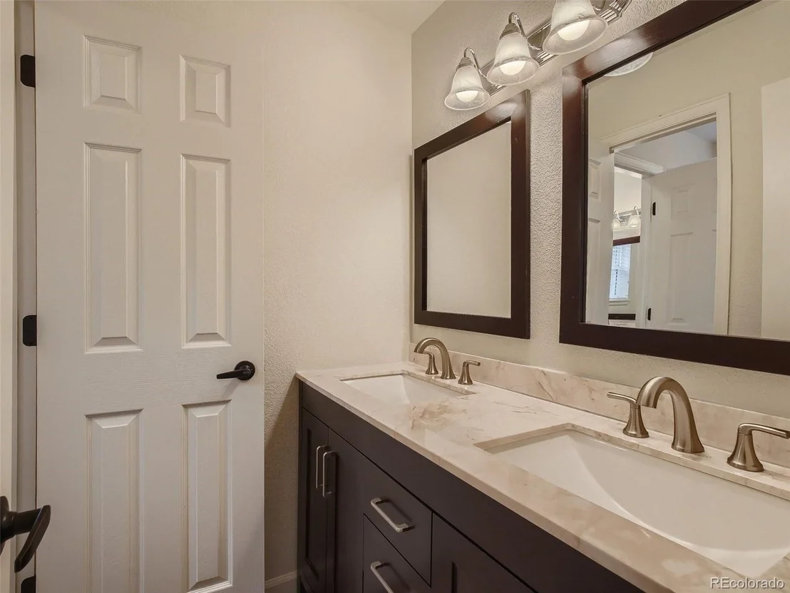 Photo of 1031 Willow Creek Cir