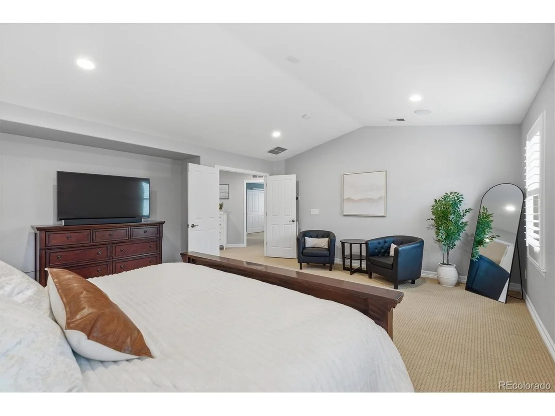 Photo of 2212 Ridgetrail Dr