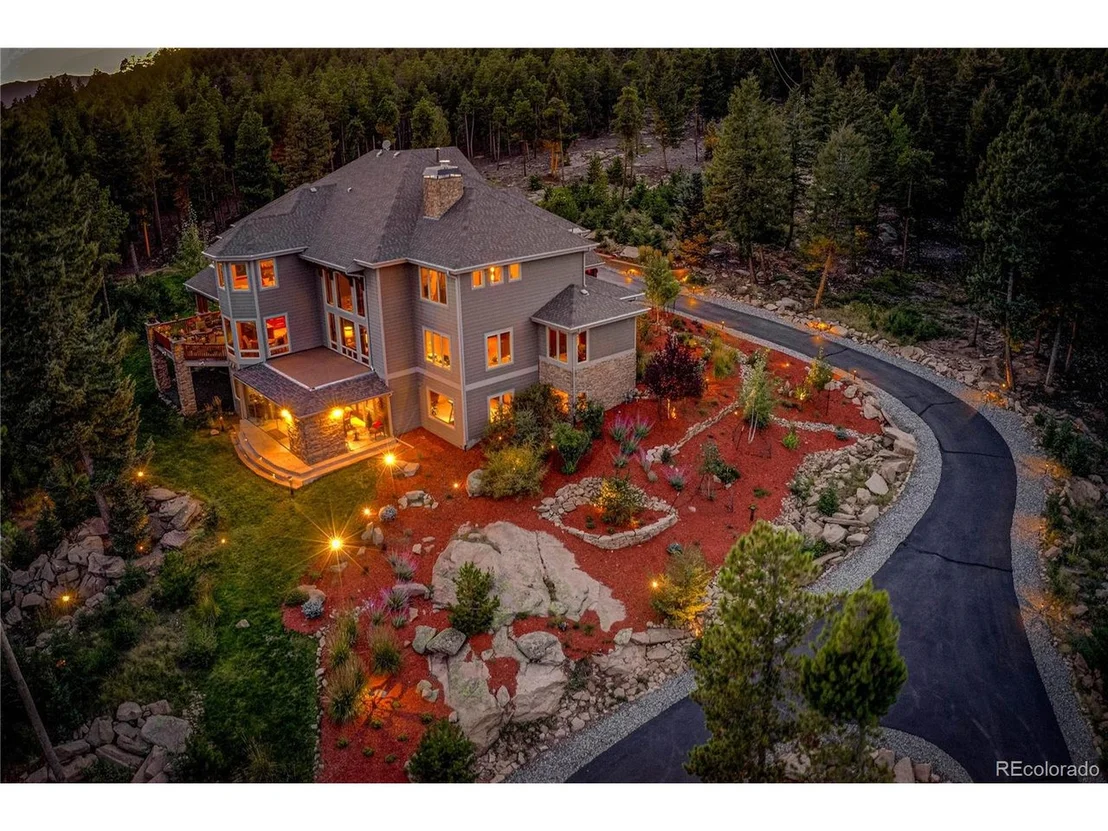 Photo of 11391 Belle Meade Dr