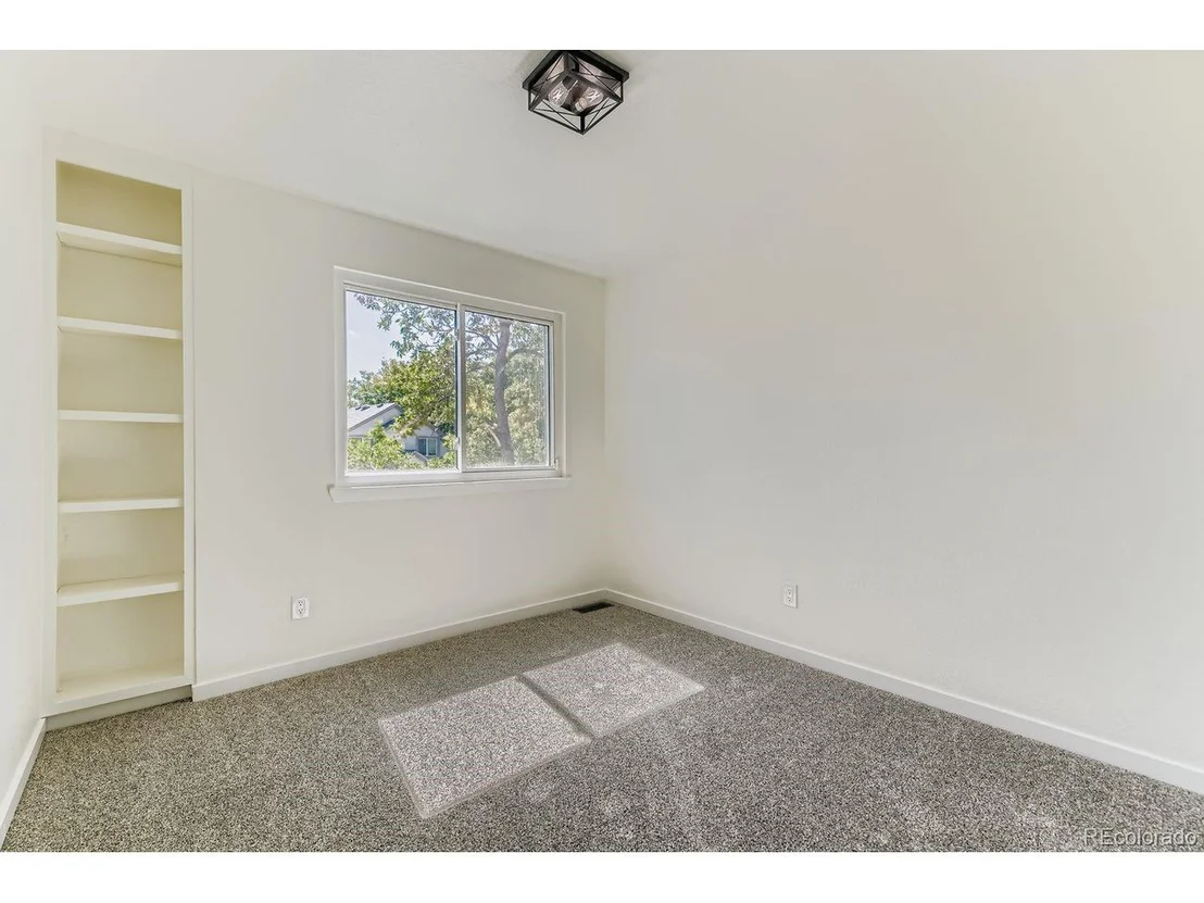 Photo of 3501 W 112th Cir