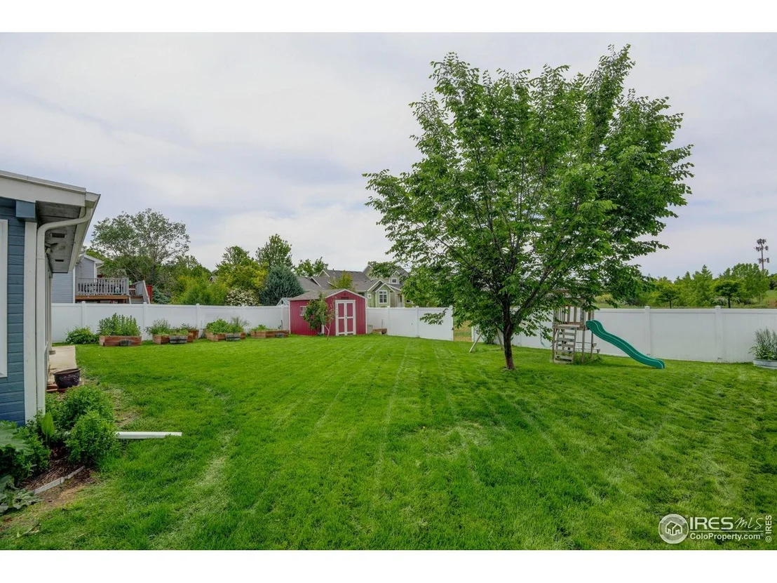Photo of 901 Welch Ave