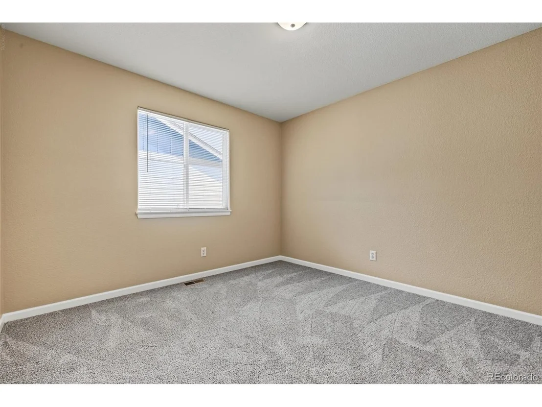 Photo of 385 Cholla Dr