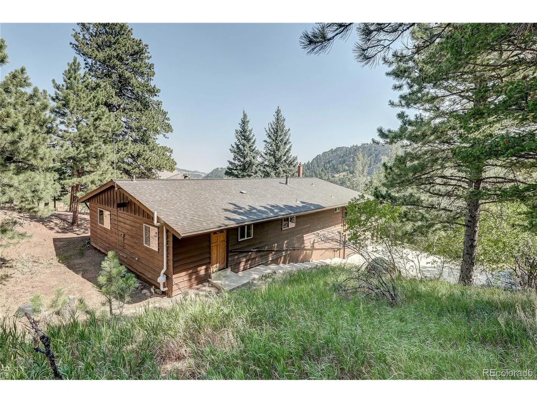 Photo of 8825 Blue Mountain Dr