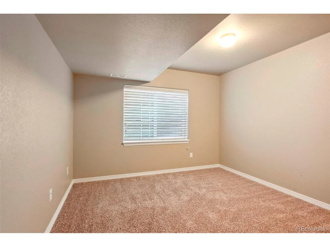 Photo of 17885 Mining Way