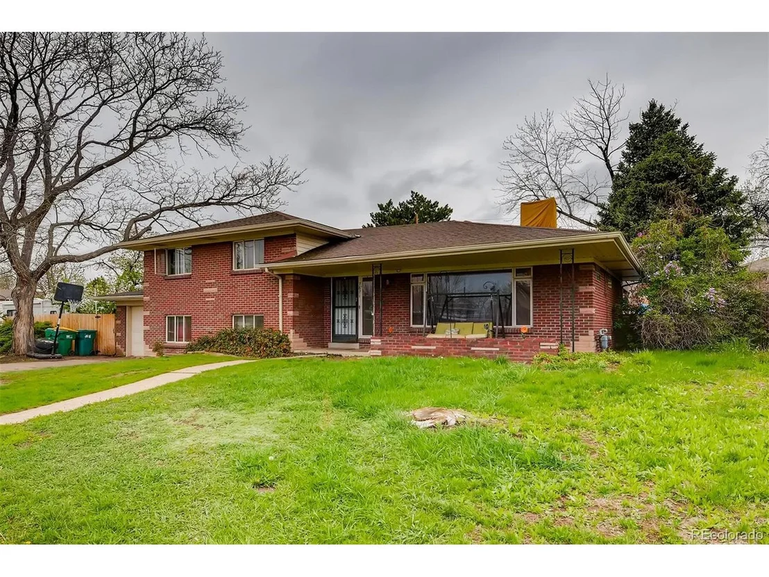 Photo of 7871 Crestview Ln