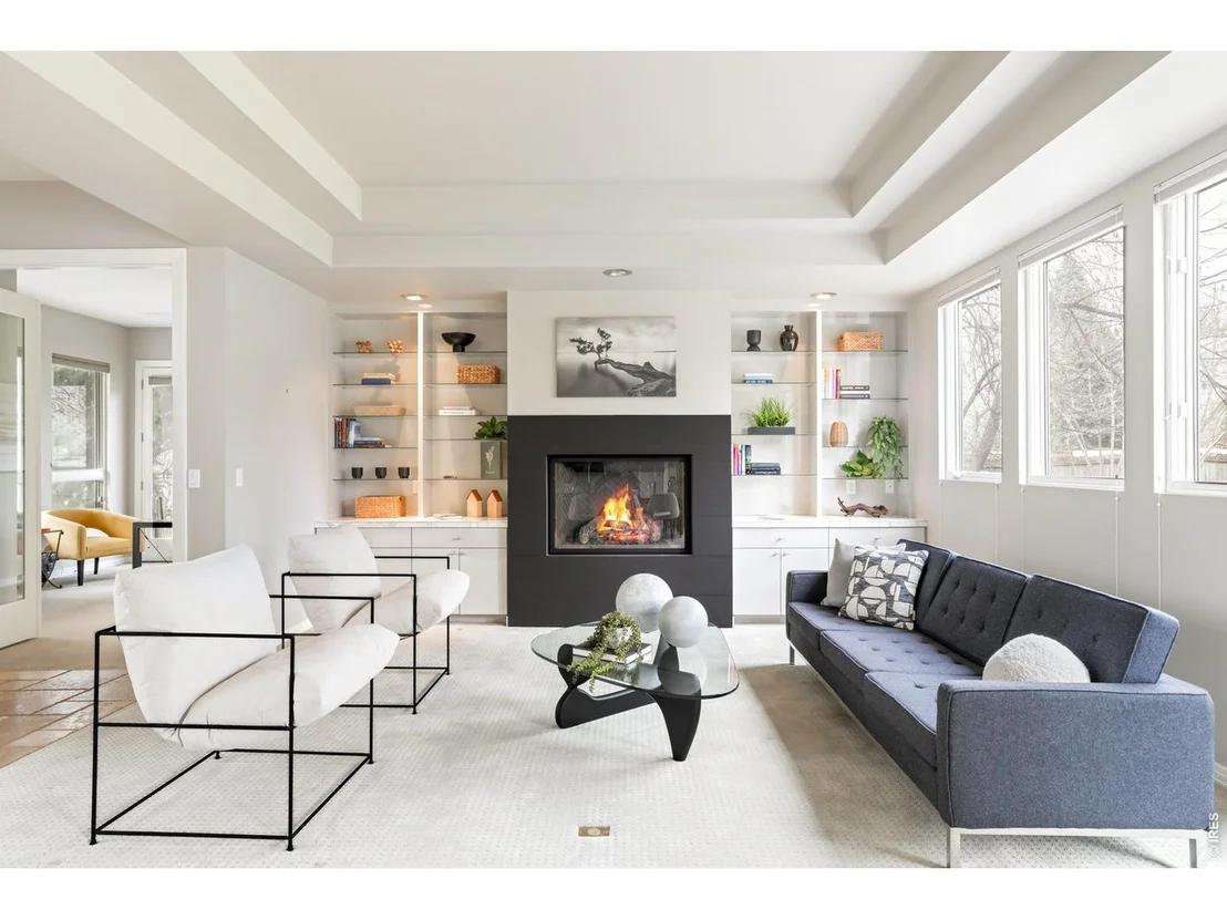 Photo of 2541 Tamarack Ave