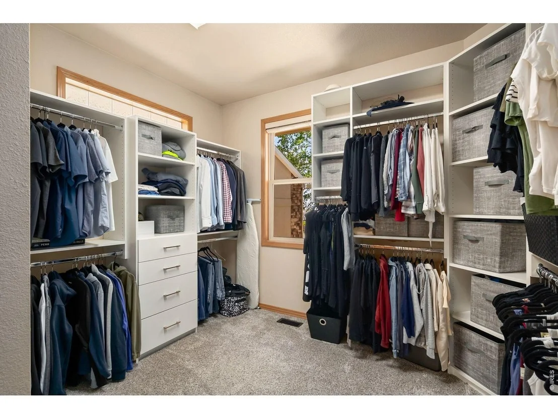 Photo of 6035 Watson Dr