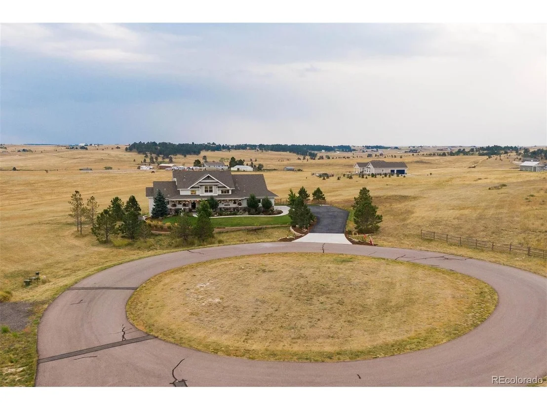 Photo of 980 Promontory Cir
