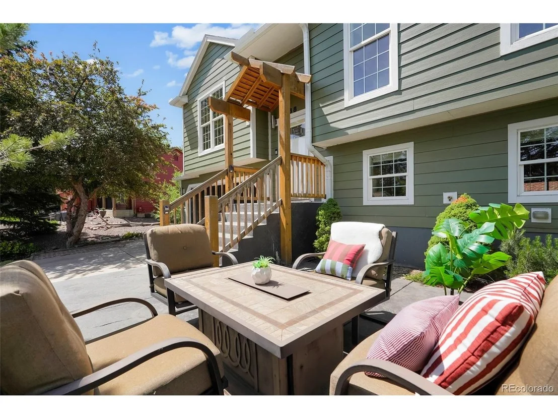 Photo of 768 Barberry Cir