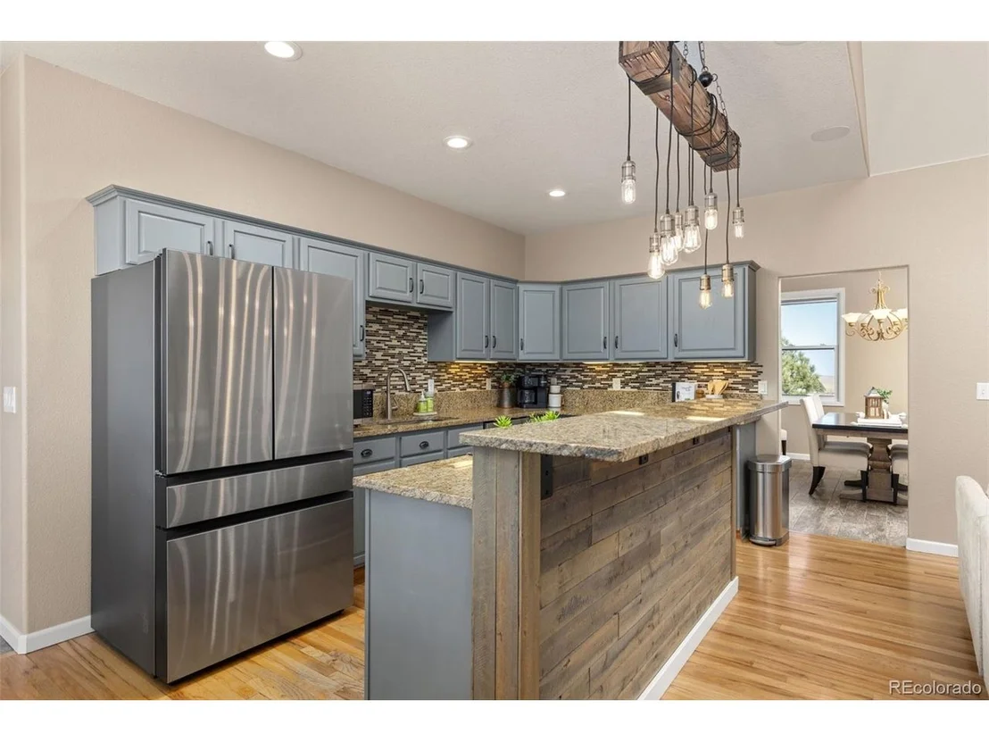 Photo of 6690 Sunset Cir