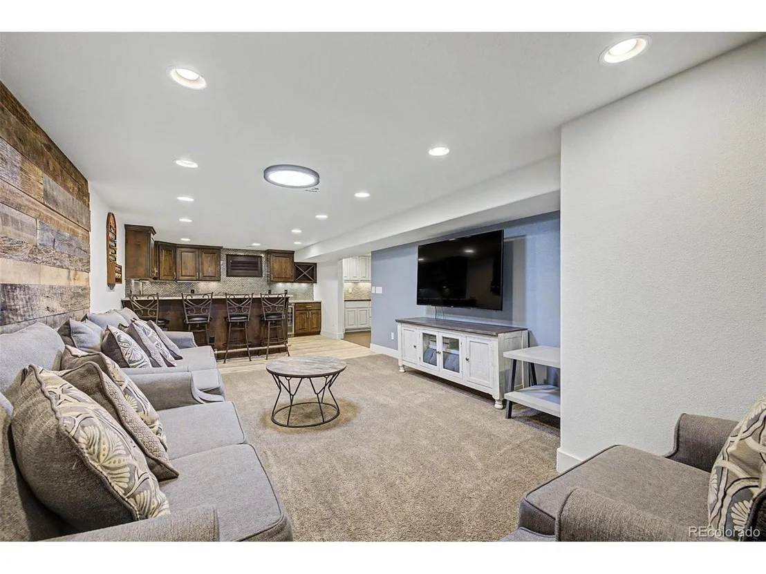 Photo of 150 Starr Ln