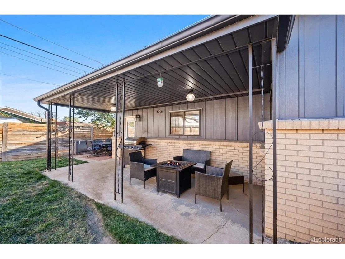 Photo of 4175 W Custer Pl