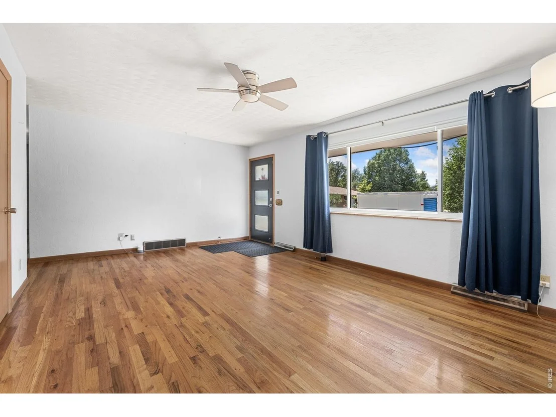 Photo of 1616 Smith Pl