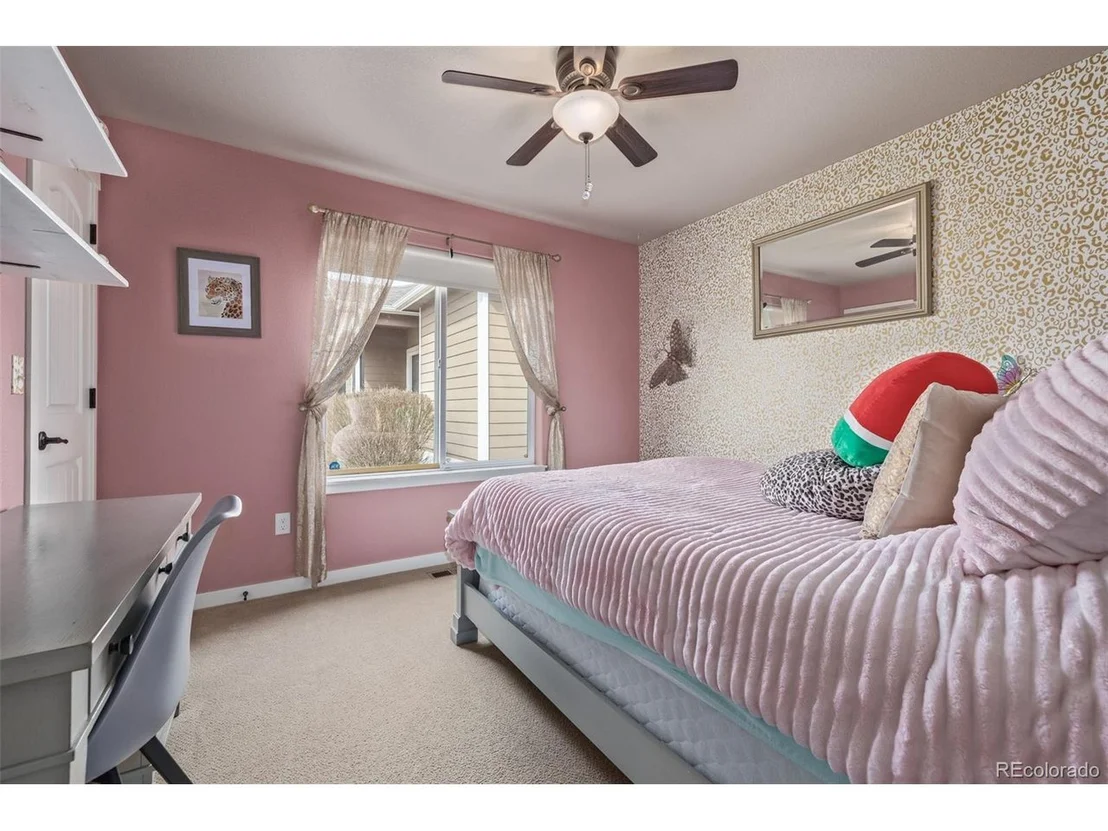 Photo of 215 Dee Rd