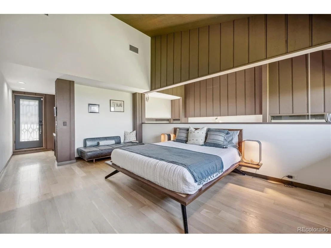 Photo of 14495 Foothill Rd
