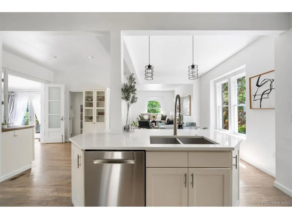 Photo of 3317 W 29th Ave