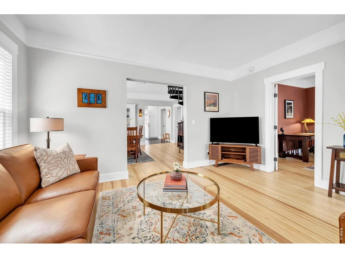 Photo of 624 Maxwell Ave