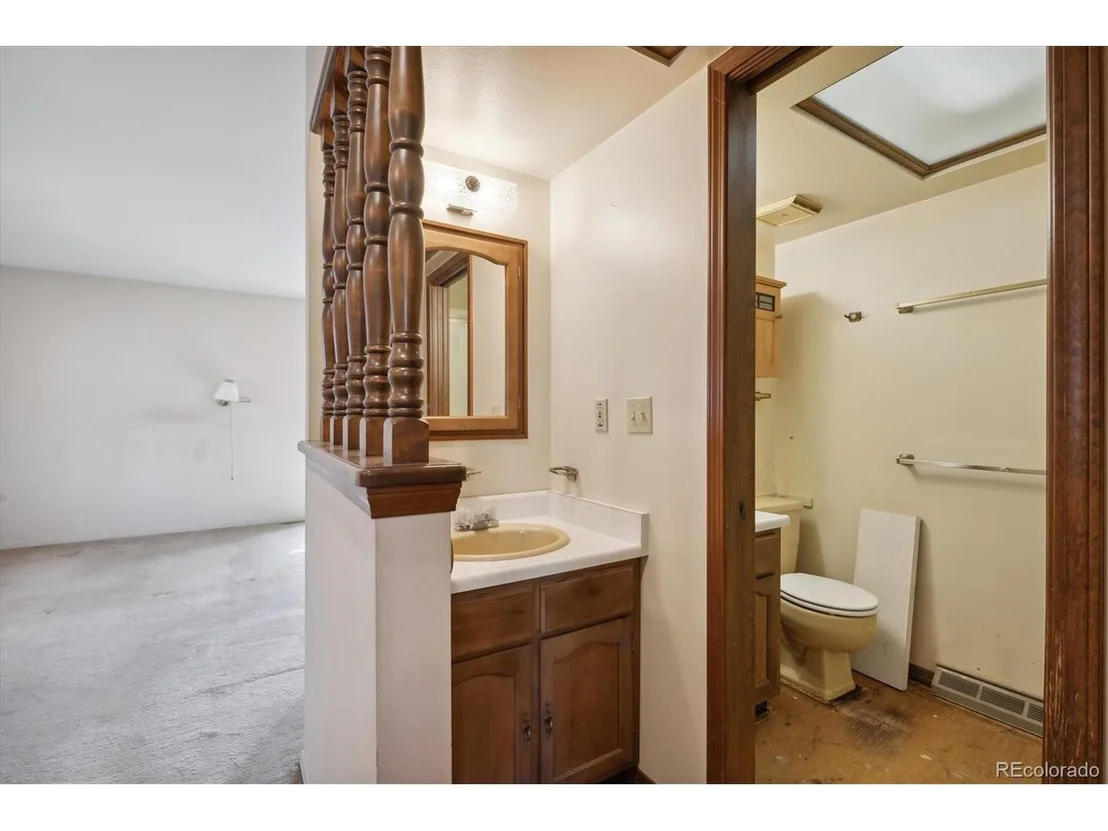 Photo of 3870 Cloverleaf Dr
