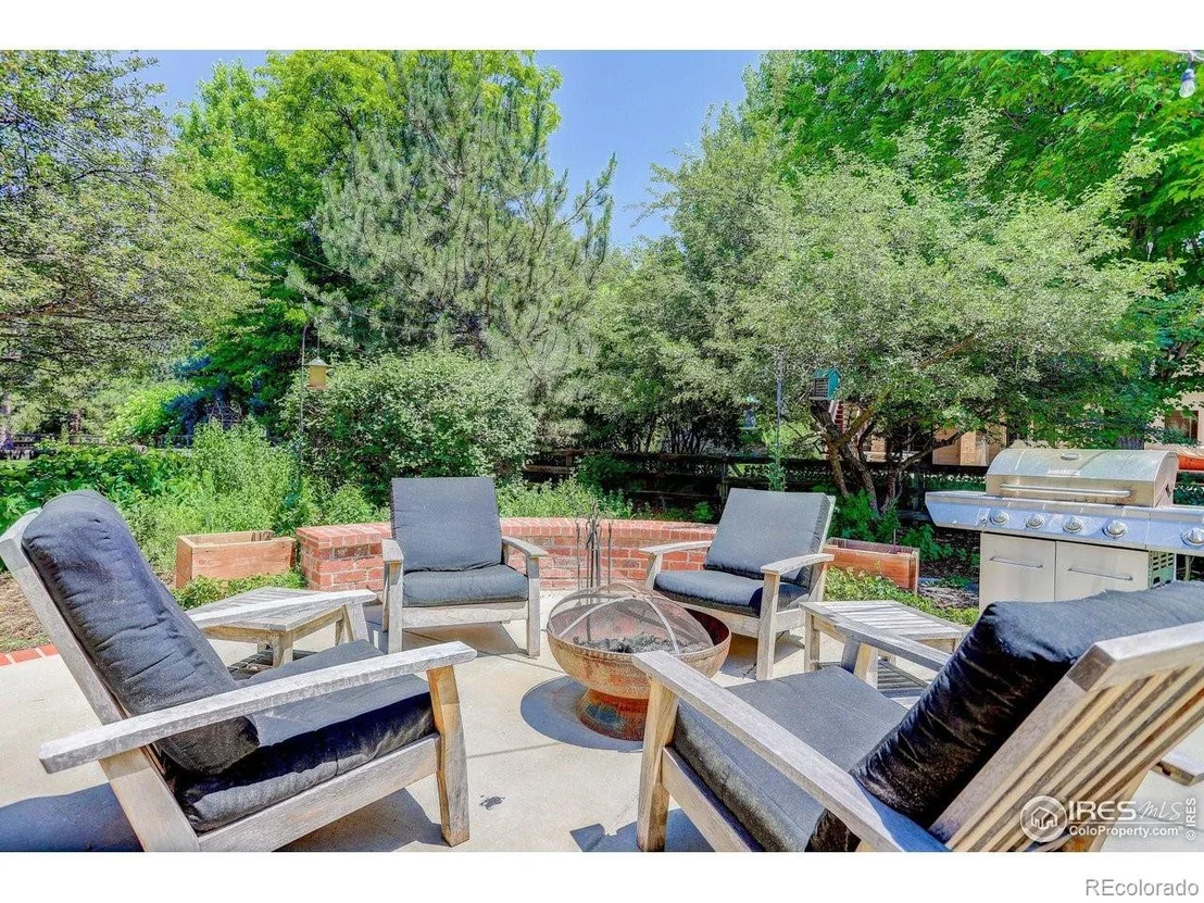Photo of 2130 Parkview Dr