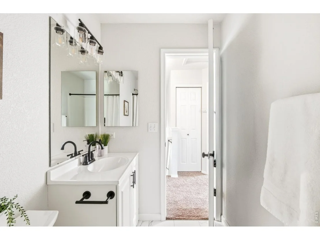 Photo of 10477 Taylor Ave