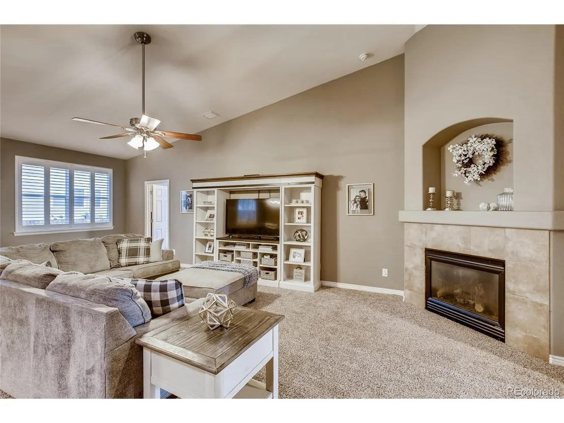 Photo of 6983 Sunburst Ave