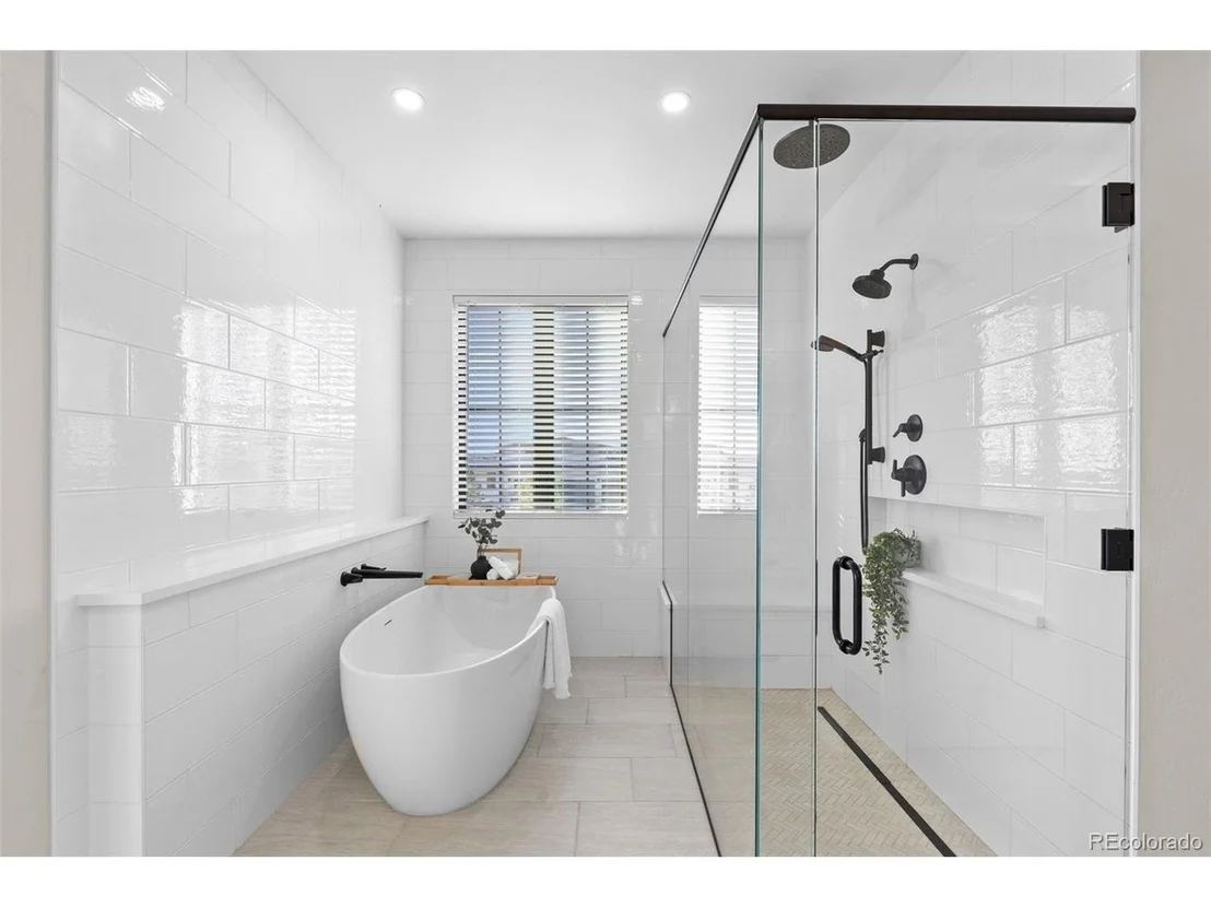 Photo of 2433 Fox View Trl