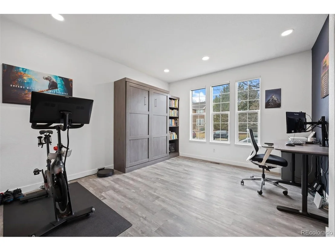 Photo of 10342 Rowlock Way