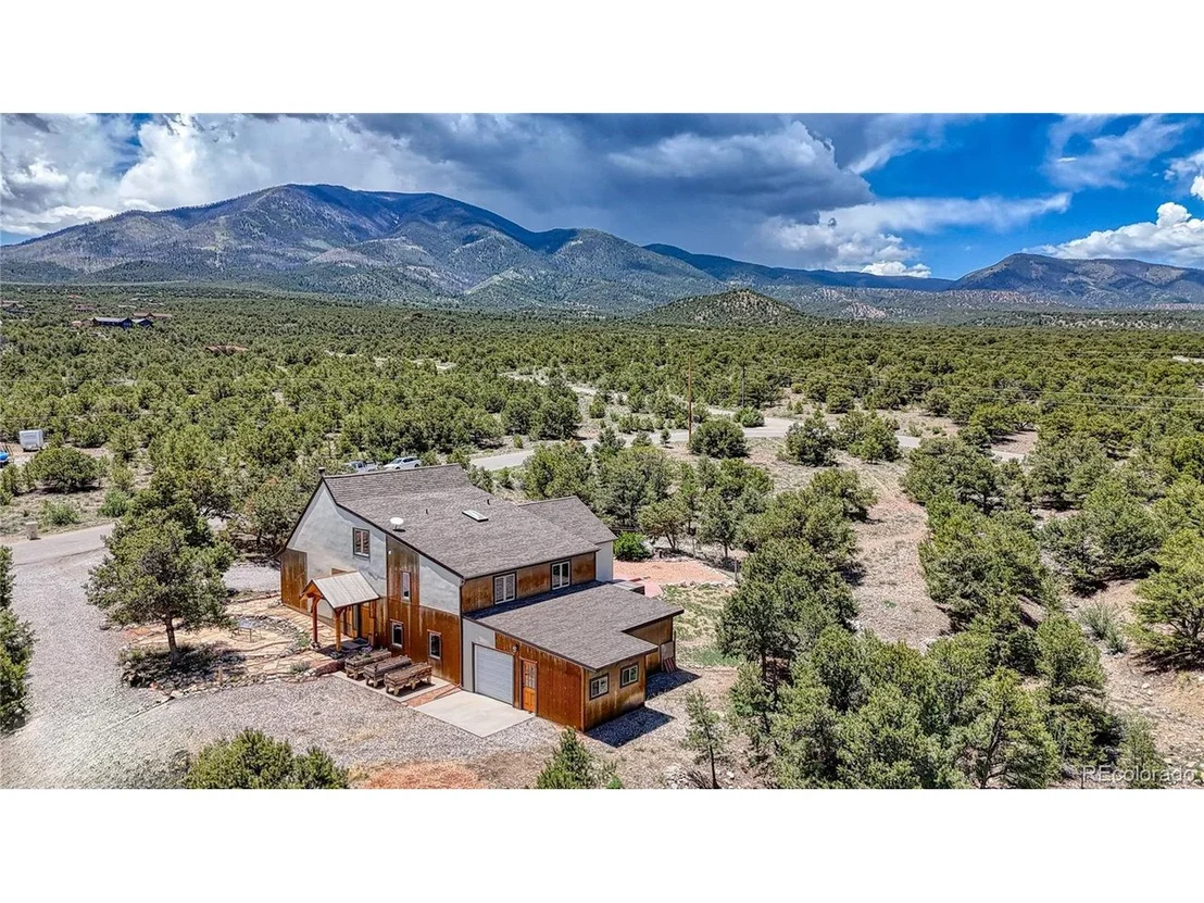 Photo of 6375 Terrace Ln