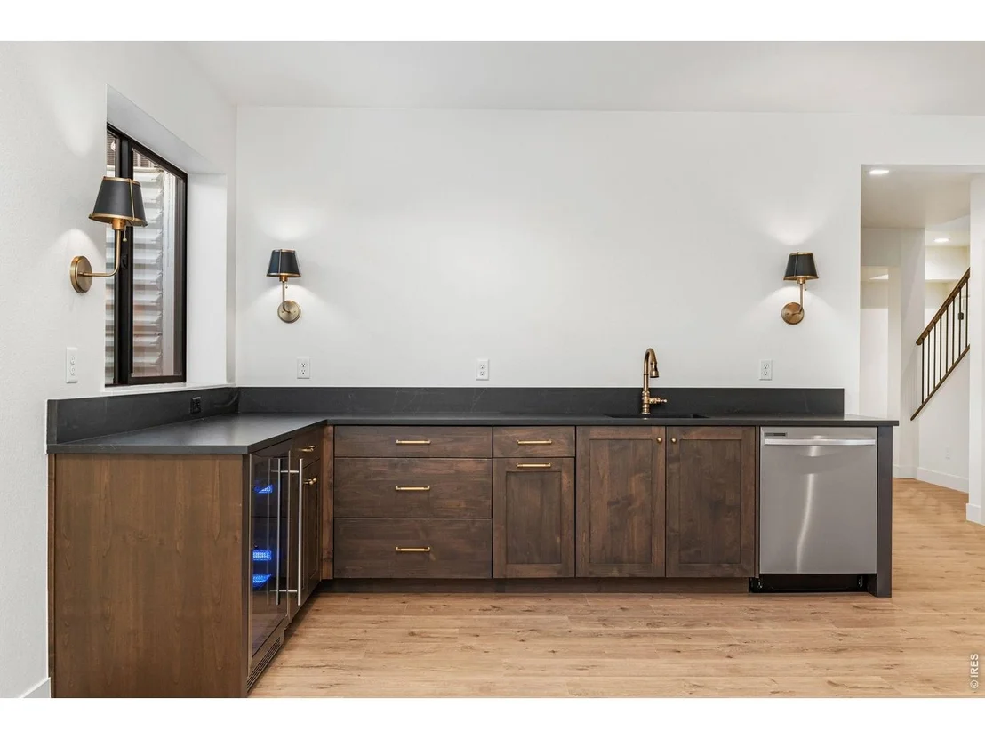 Photo of 832 Clydesdale Dr