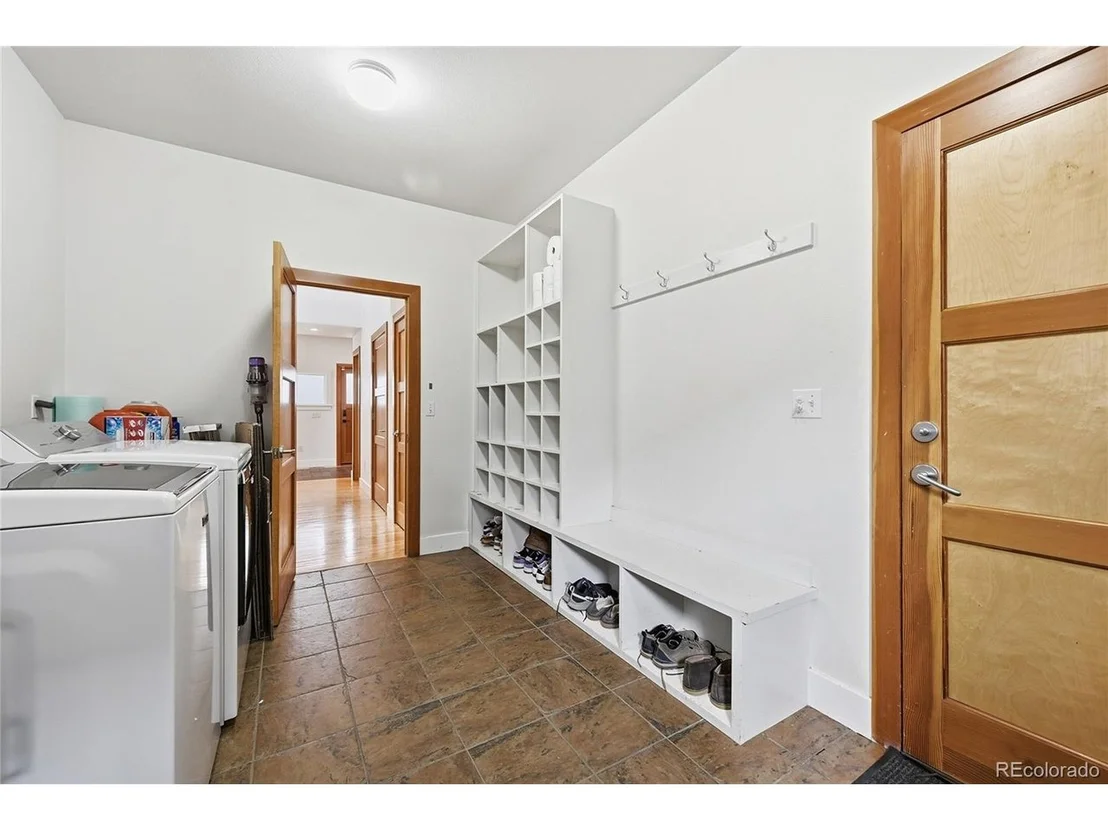 Photo of 860 Union Ave