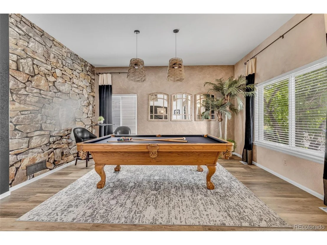 Photo of 9856 Glenstone Trl