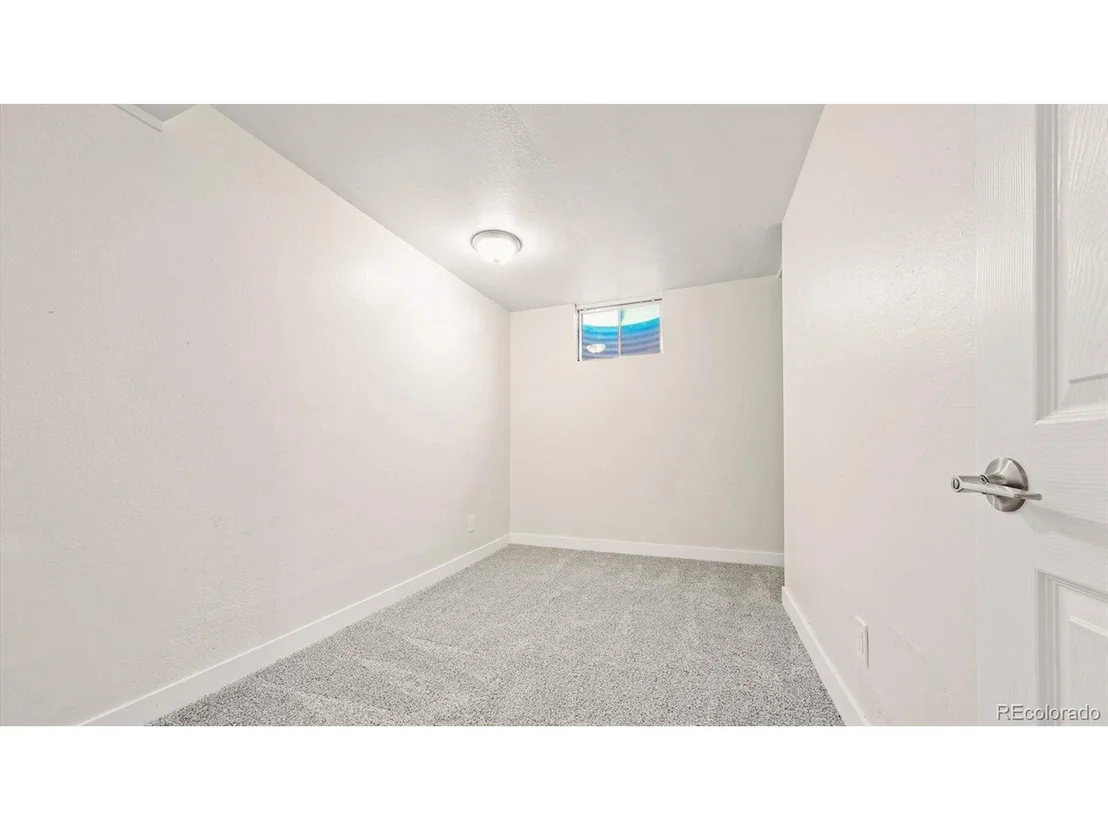 Photo of 15021 Randolph Pl