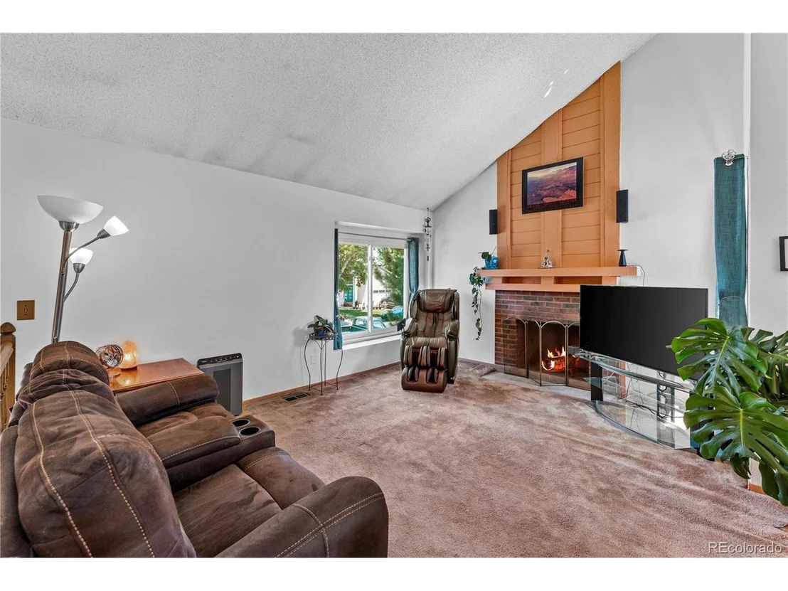 Photo of 8033 Marshall Cir