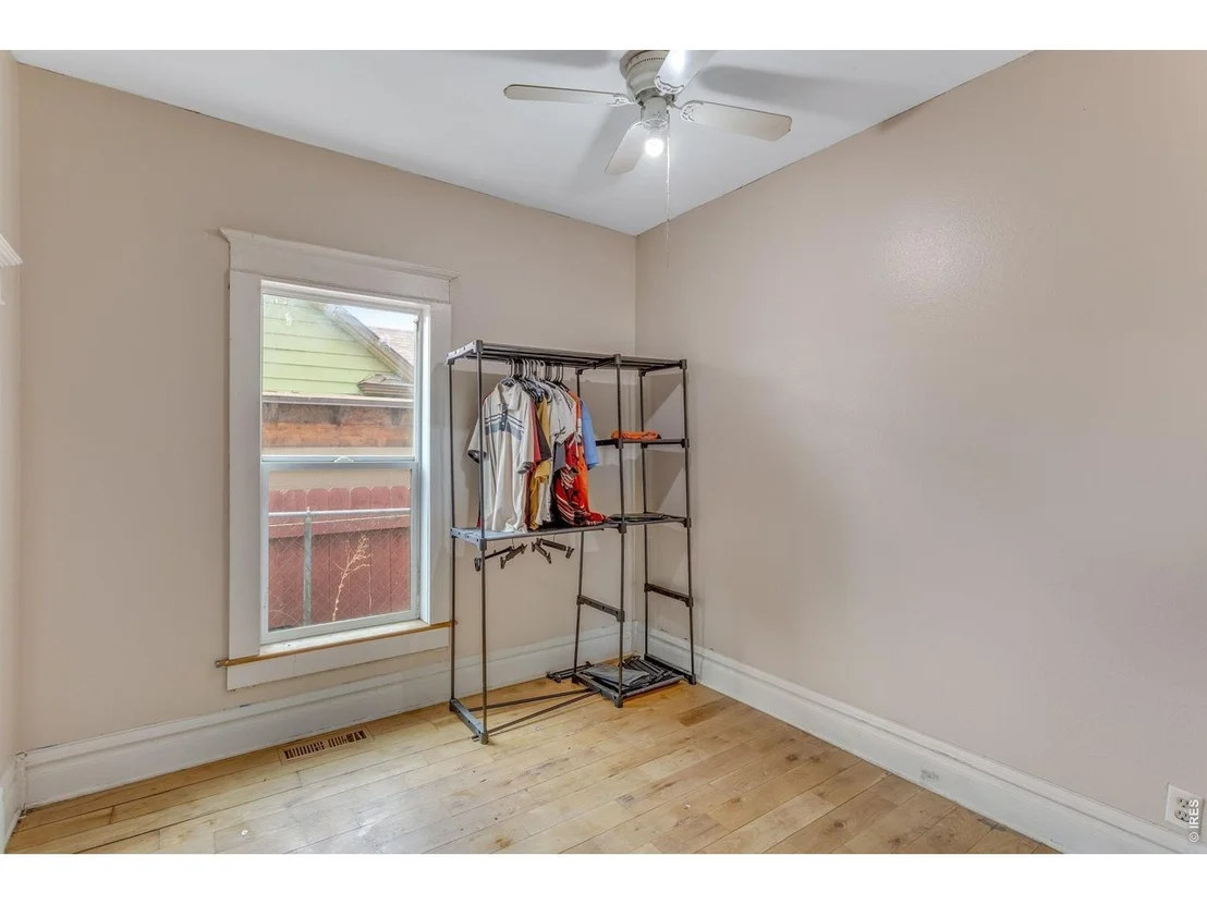 Photo of 403 9th Ave