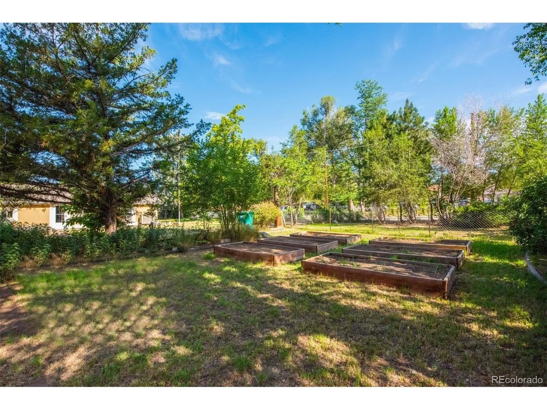 Photo of 1408 Pleasant Acres Dr