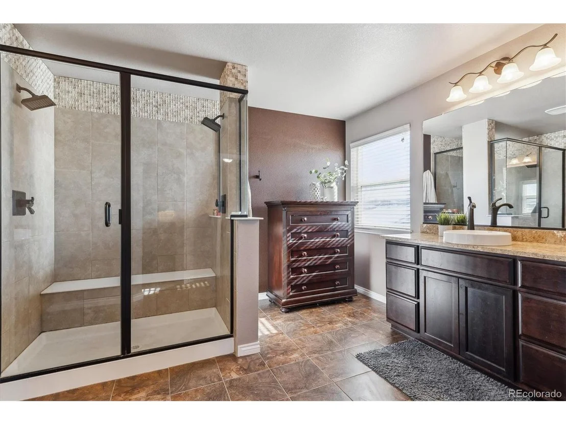 Photo of 8939 Devinney Ct