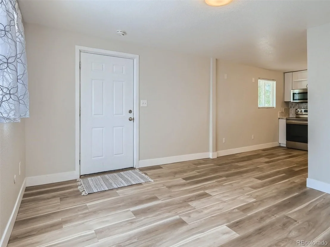 Photo of 706 18th Ave