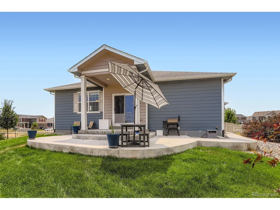 Photo of 10238 Stagecoach Ave
