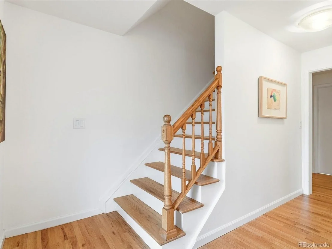 Photo of 205 Manhattan Dr
