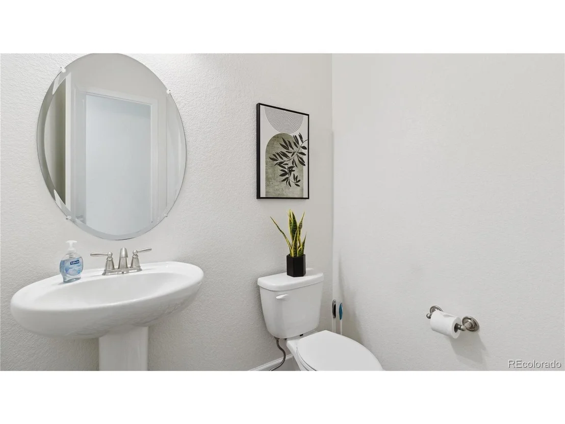 Photo of 953 Compass Dr