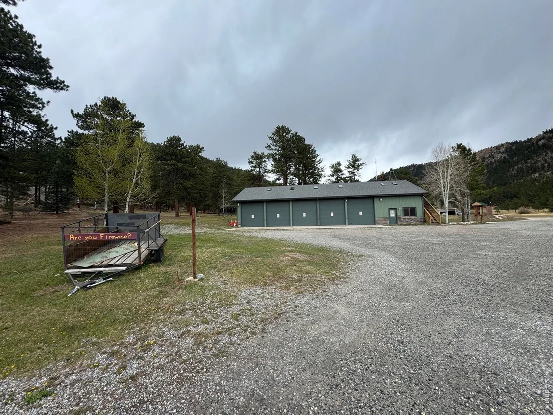 Photo of 527 Hemlock Dr