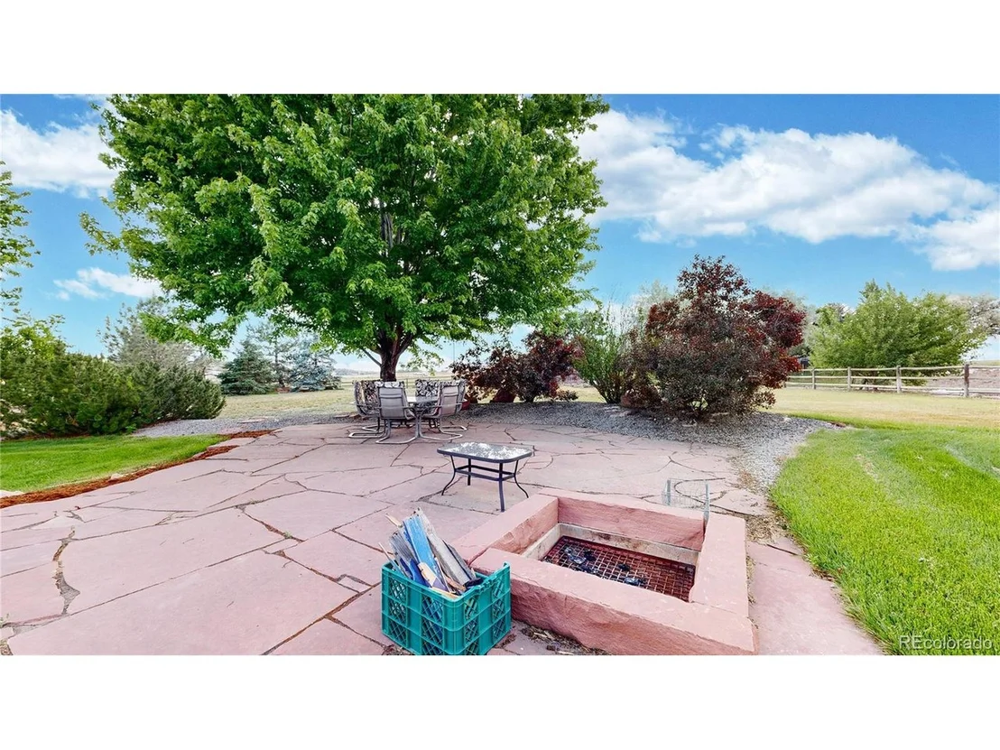 Photo of 7655 Crestview Dr