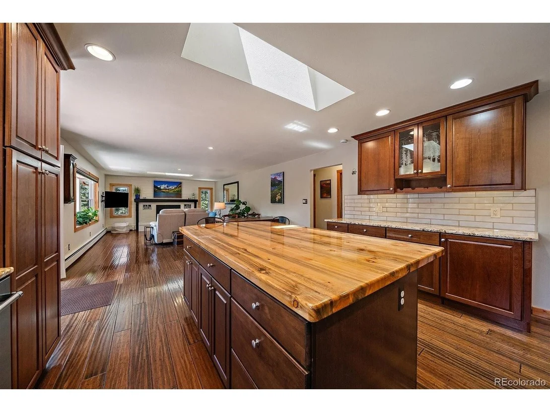 Photo of 7350 Monica Ln