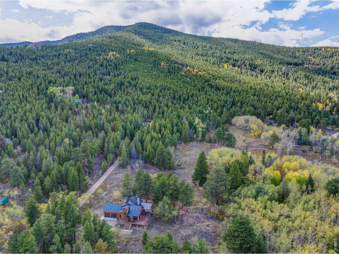 Photo of 964 Ski Rd