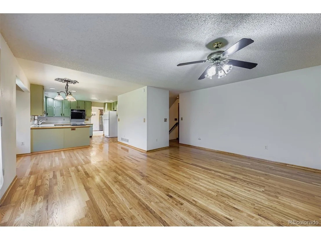 Photo of 3701 W 98th Pl