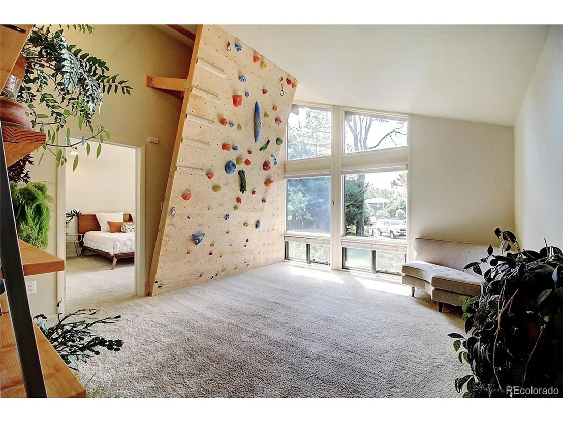 Photo of 3545 Clover Cir