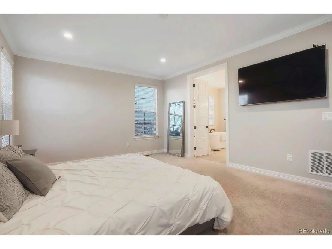 Photo of 1293 Lyons Ln
