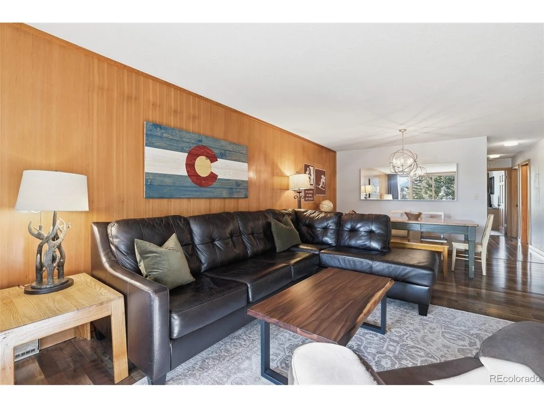 Photo of Unit 2015 at 21700 US Highway 6