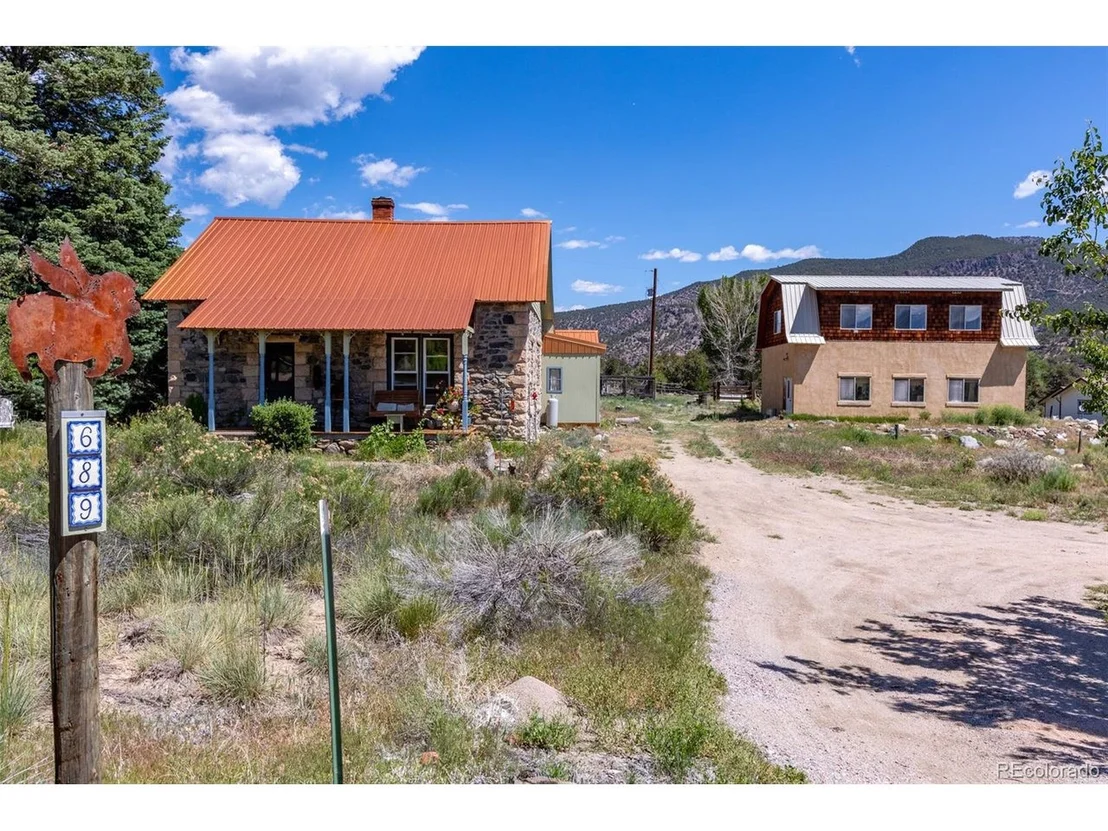 Photo of 689 County Road 4
