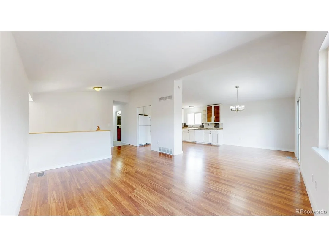 Photo of 1289 Doric Dr